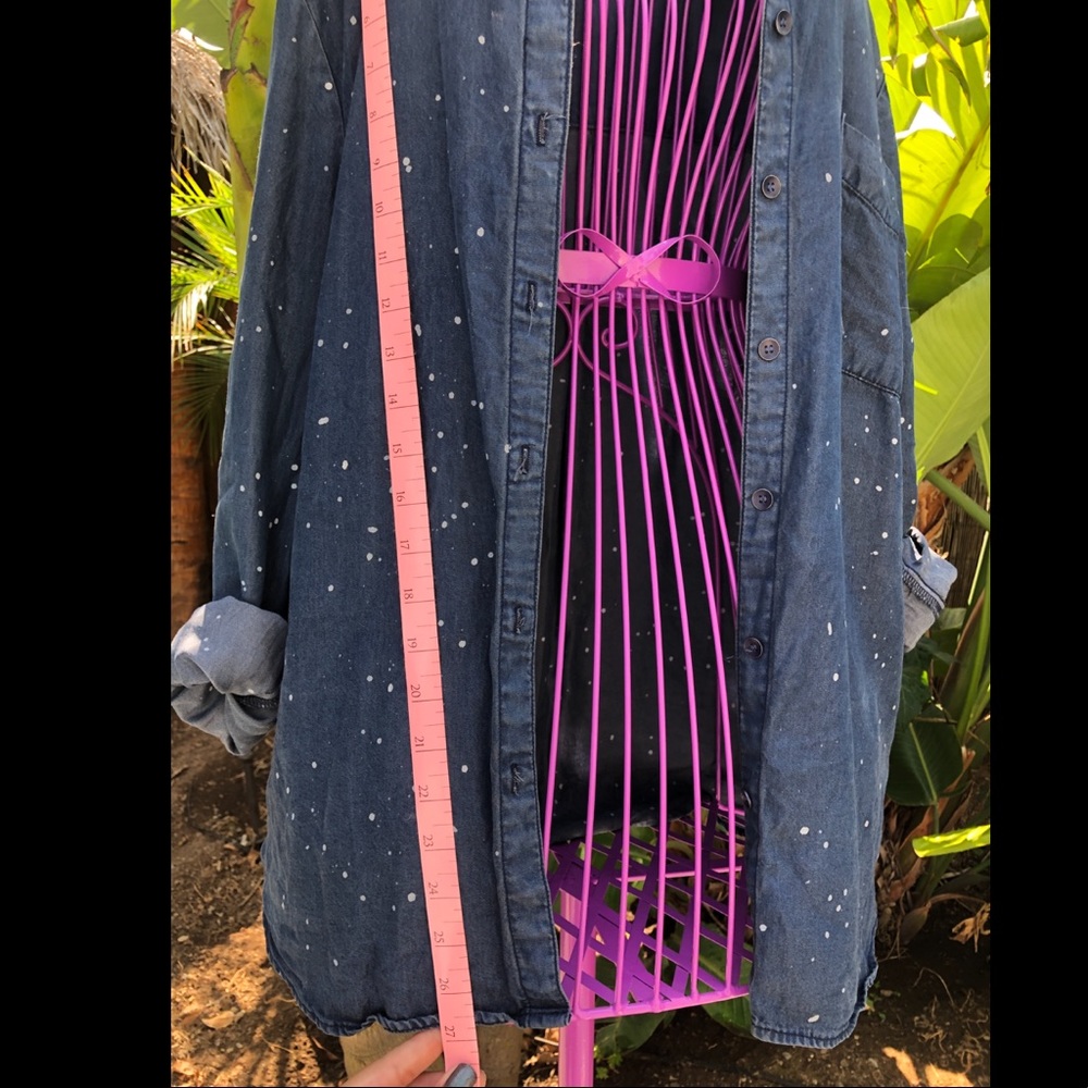 Splendid Chambray button down top - Picture 13 of 16